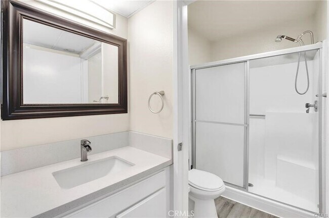 Building Photo - 4406 Cahuenga Blvd