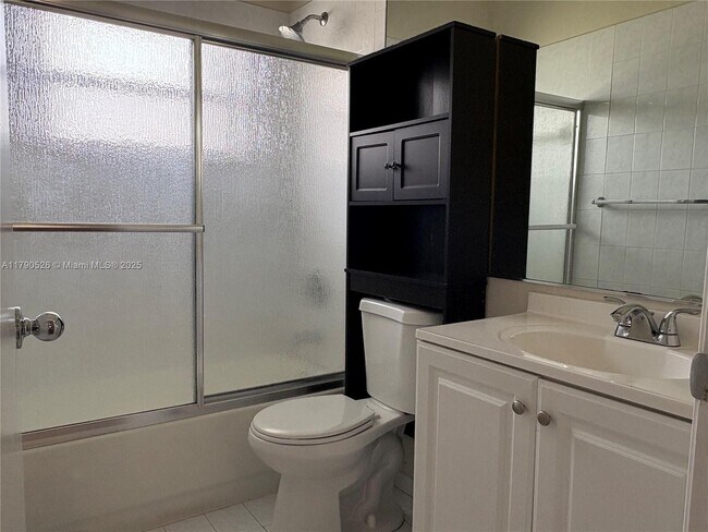 Building Photo - 7640 SW 153rd Ct