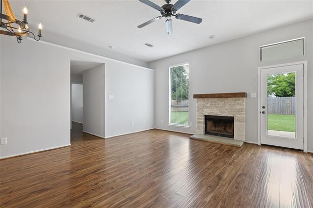 Building Photo - 305 Winter Pk Ct