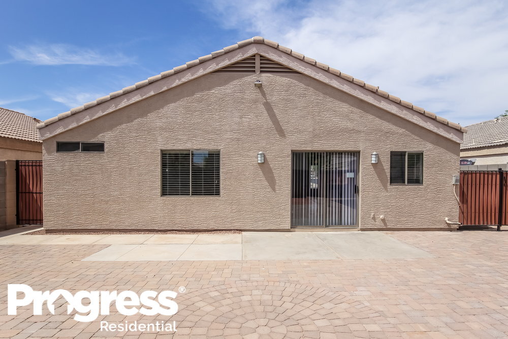 Building Photo - 12417 W Larkspur Rd