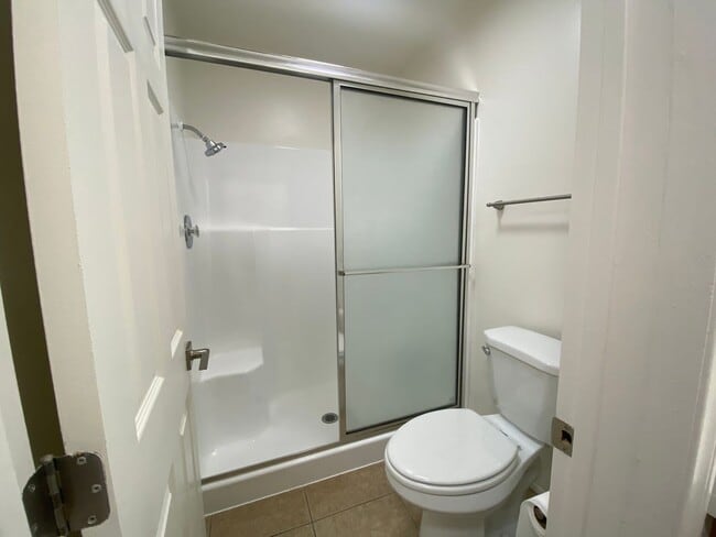 Building Photo - Rancho Cucamonga Two Bedroom Condo