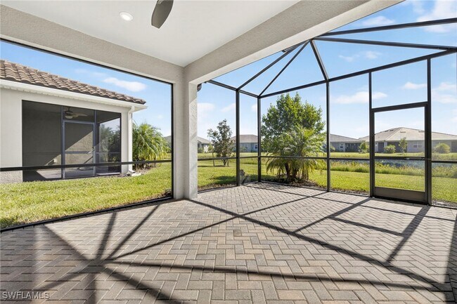 Building Photo - 10279 Bonavie Cove Dr