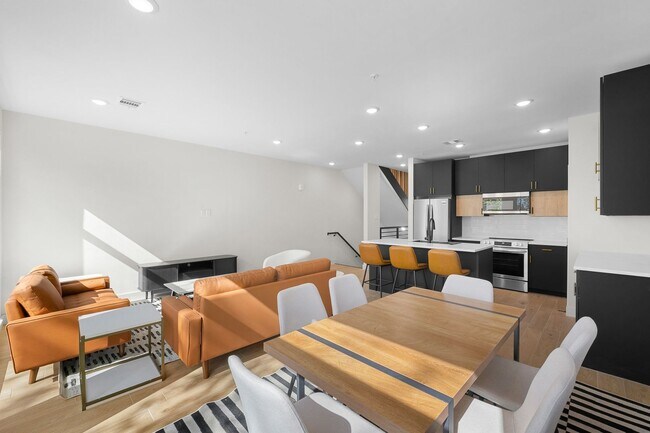 Building Photo - Available August 2026! BRAND NEW 3-Story 5Bed/5Bath Townhome across from Blinn!