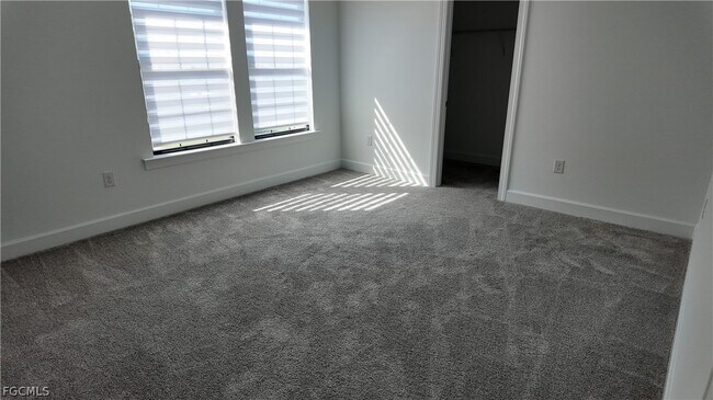 Building Photo - 3700 Passion Vine Dr