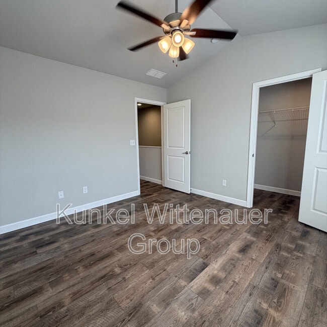 Building Photo - 8401 Allied Wy