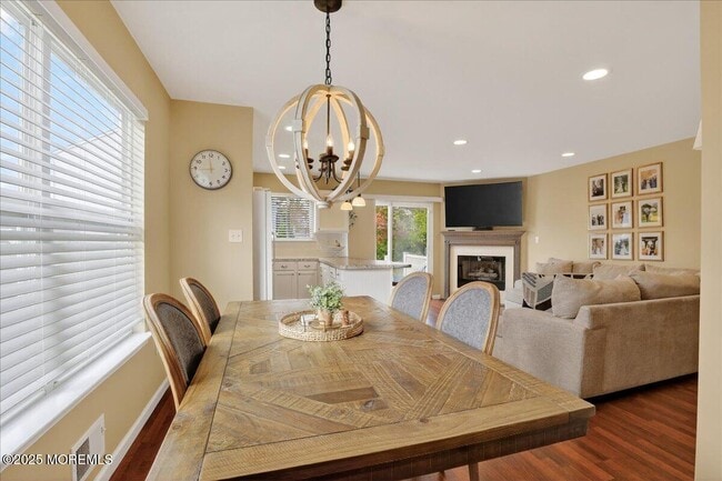 Building Photo - 7 Lucia Ct