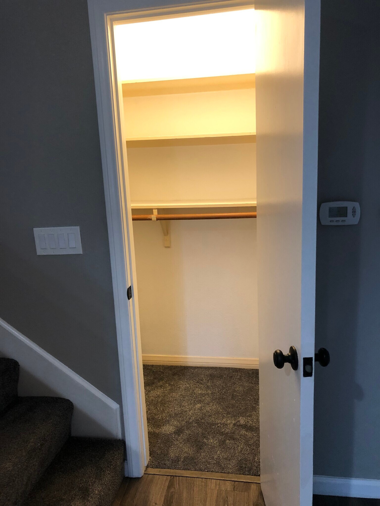 Building Photo - 6509 W 86th Plz