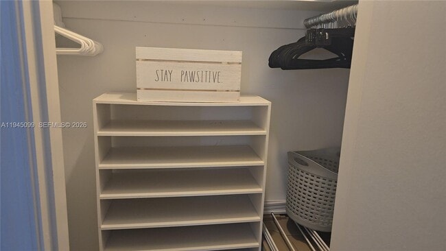 Building Photo - 2171 NE 66th St