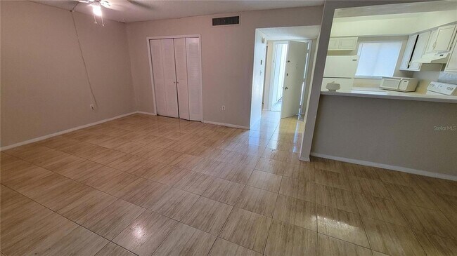 Building Photo - 261 Scottsdale Square