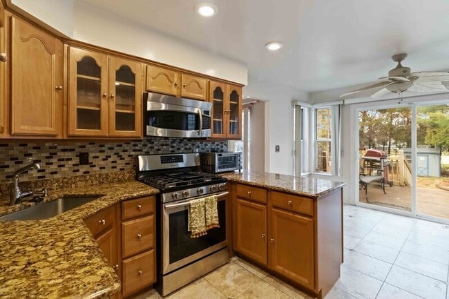 Building Photo - 24 Alton Dr