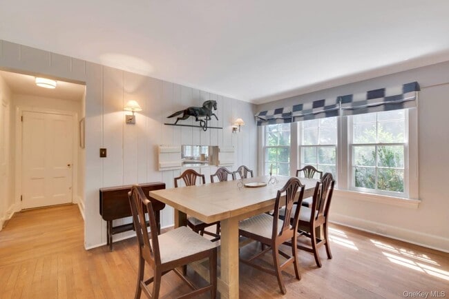 Building Photo - 90 Old Depot Rd