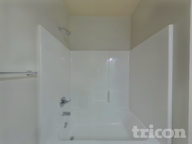 Building Photo - 11350 Freeman Way