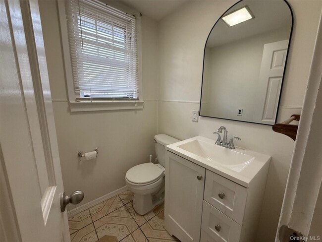 Building Photo - 4 St Marks Pl