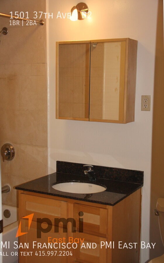 Building Photo - 1501 37th Ave