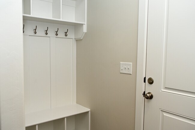 Building Photo - 2778 W 4175 S