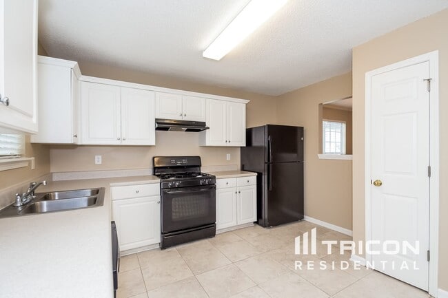 Building Photo - 3529 Brookstone Way