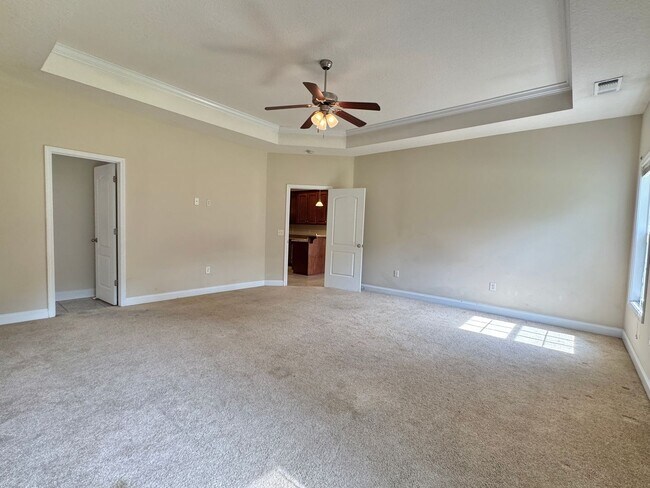 Building Photo - COMING LATE FEBRUARY 2026! (Pet Friendly)