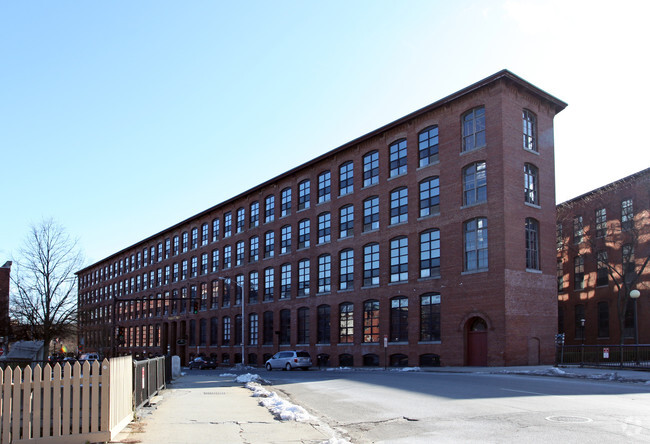 Building Photo - Market Mill Apartments