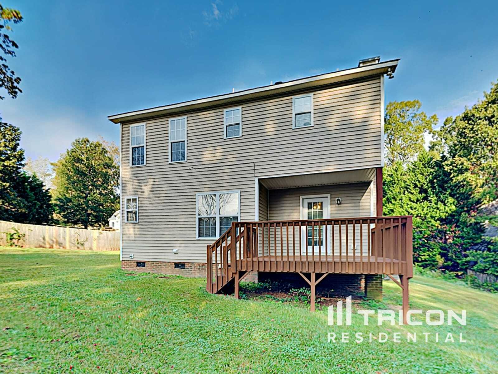Building Photo - 907 S Philwood Ct