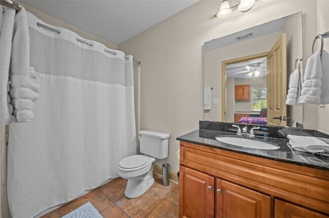 Building Photo - 1613 Muscovy Wy