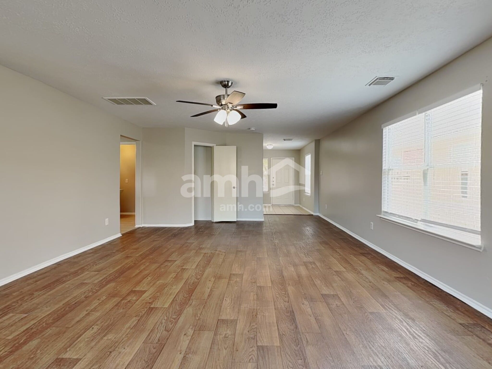 Building Photo - 7222 Winter Song Dr