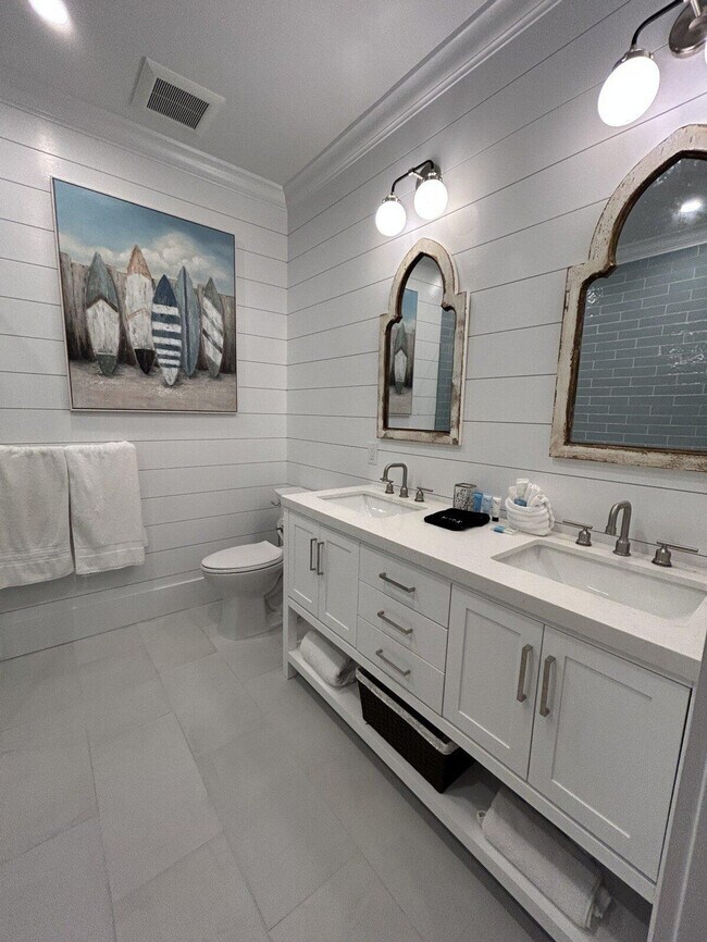 Building Photo - 25 Seabreeze Trail