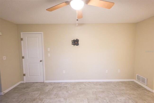 Building Photo - 13409 Rayburn Rd