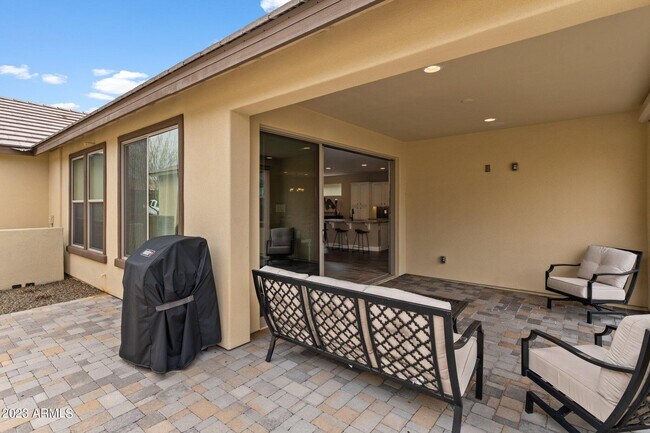 Building Photo - 4456 Covered Wagon Trl