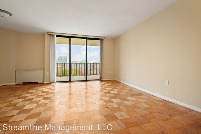 Building Photo - 1 br, 1 bath House - 4242 East West Hwy #914