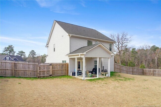 Building Photo - 50 Basswood Ct