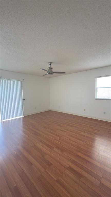 Building Photo - 27347 Coral Springs Dr