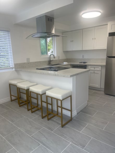 Building Photo - 16881 Sims Lane