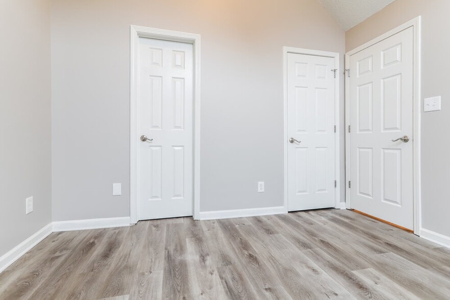 Building Photo - 1314 Watercrest Cir