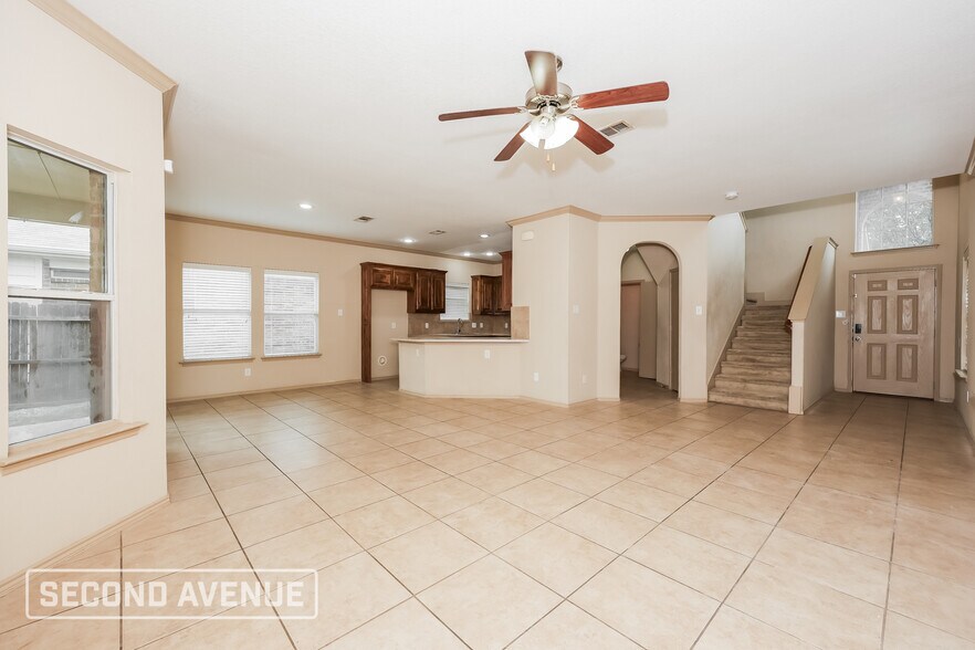 Building Photo - 2120 Ingrid Ln