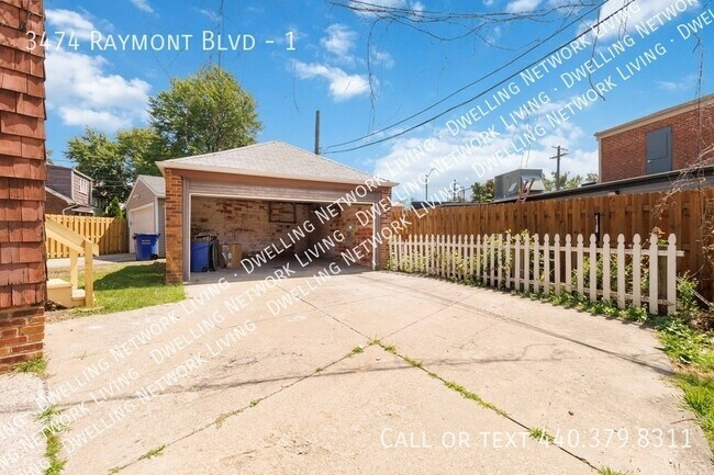 Building Photo - 3474 Raymont Blvd