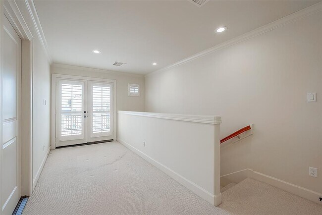 Building Photo - 1804 Haddon St