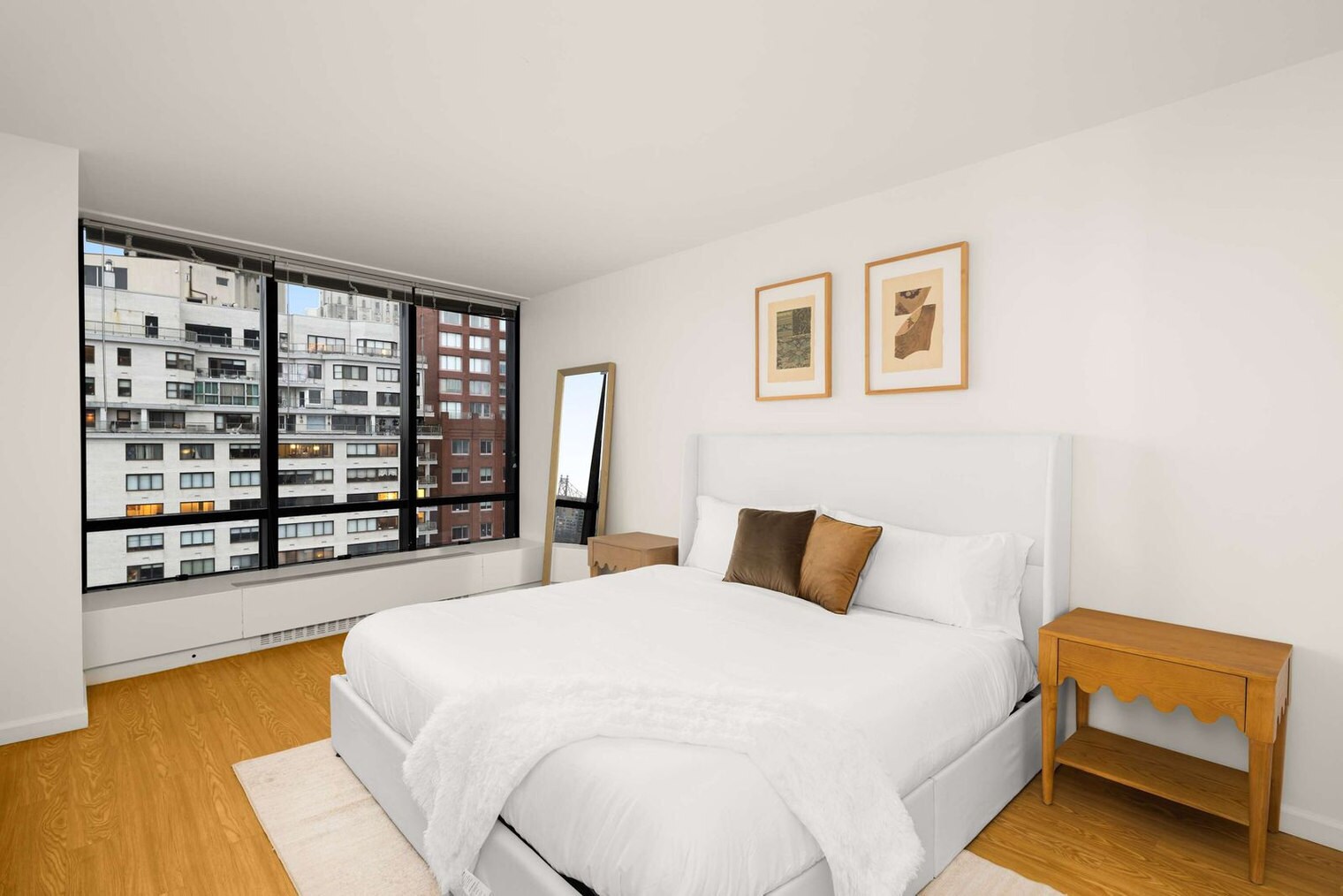 Building Photo - 525 E 72nd St