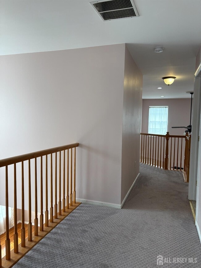 Building Photo - 30 Palmetto Way