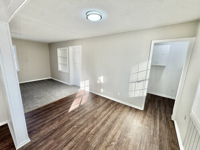 Building Photo - 4093 Barron Ave