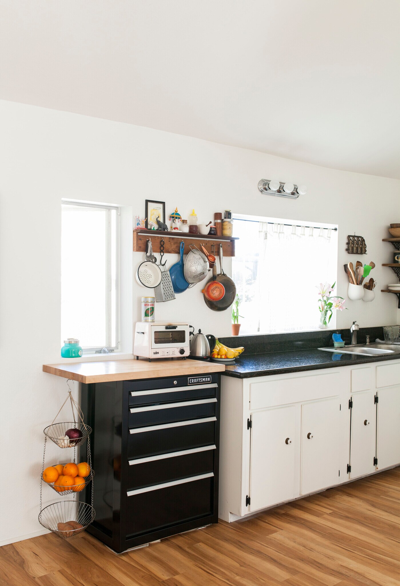 Building Photo - 319 W Anapamu St