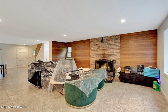 Building Photo - 4 Ivy Pl