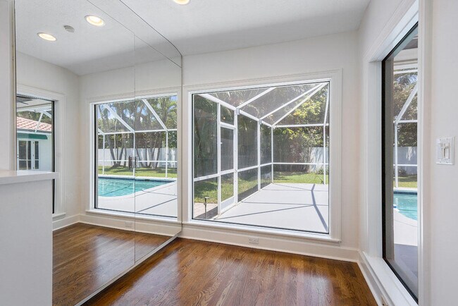 Building Photo - 263 S Maya Palm Dr
