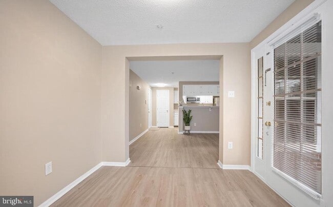Building Photo - 607 Himes Ave