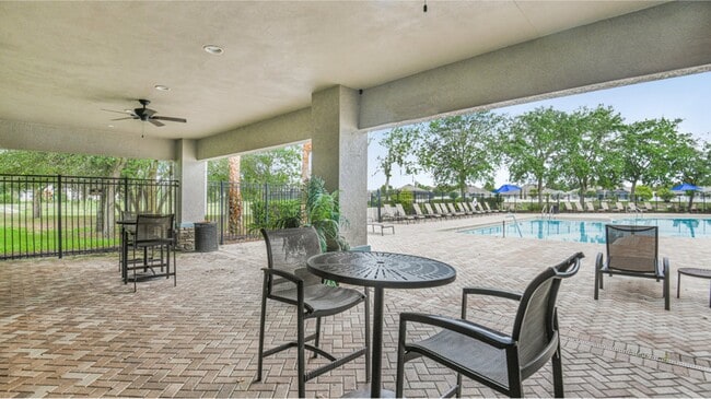 Building Photo - 352 Argyll Dr