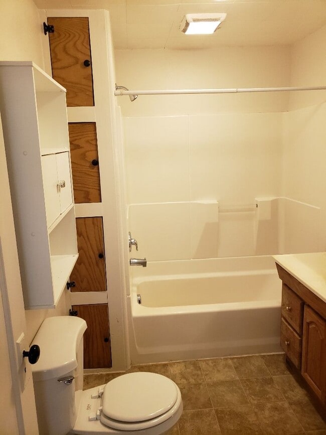 Building Photo - STATUS: AVAILABLE  | R93H | $1695