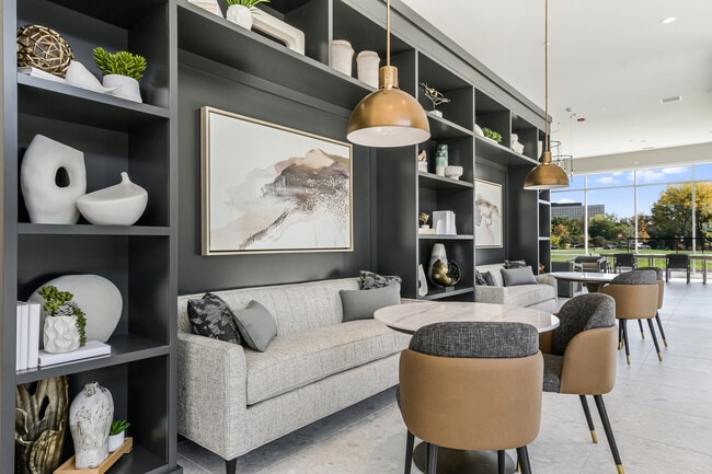 Building Photo - 5424 Old Orchard Rd