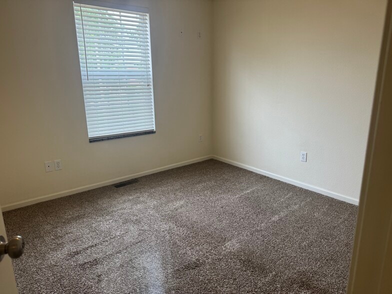Building Photo - 2970 Doreli Ln