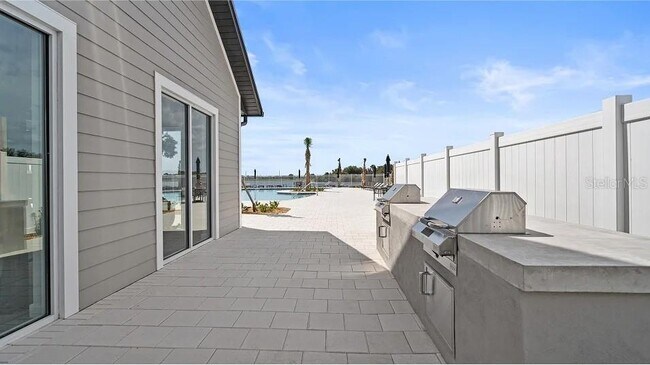 Building Photo - 5605 Ronin Dr