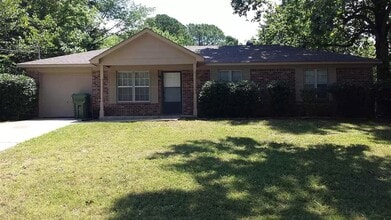 Building Photo - 3100 Gayhart Dr NW