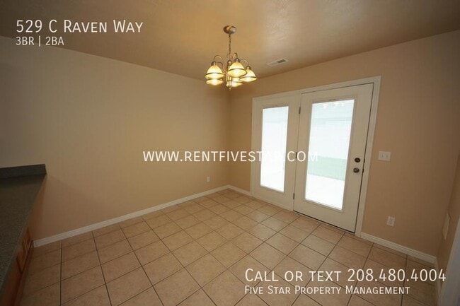 Building Photo - 529 Raven Way